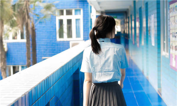 南溪如何找到一个可以帮助我生孩子的女人？